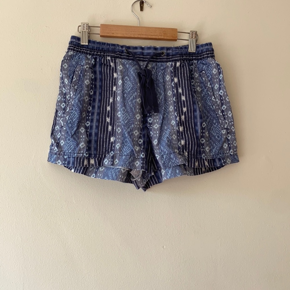 gap linen shorts, size xs